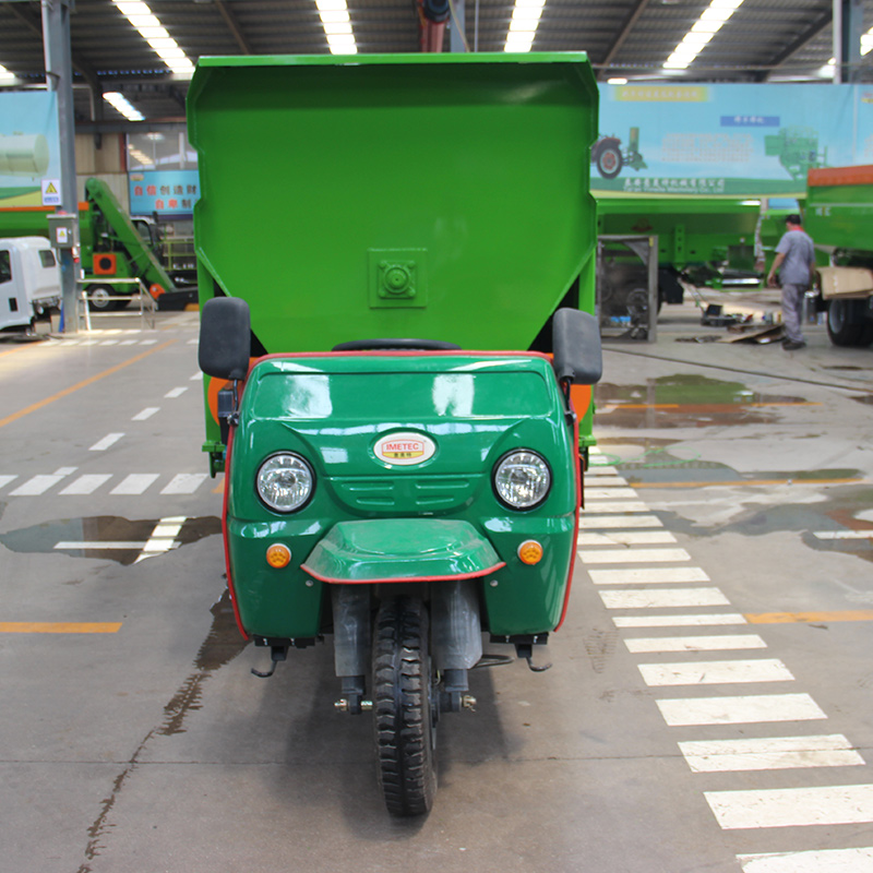 Camion épandeur électrique de 3 m³