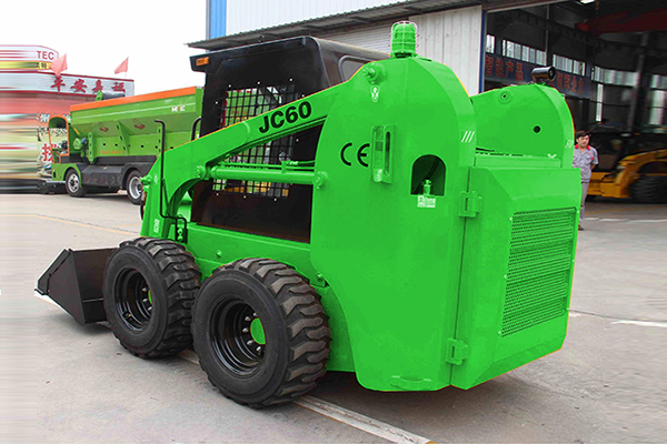 स्किड स्टीयर लोडर