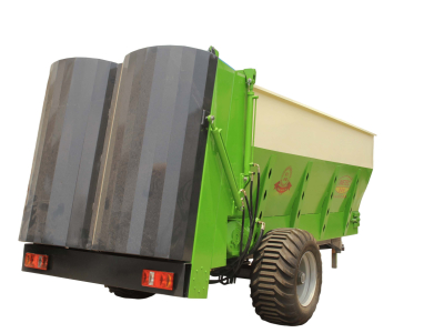 Feststoffdüngerstreuer für die Feldausbringung